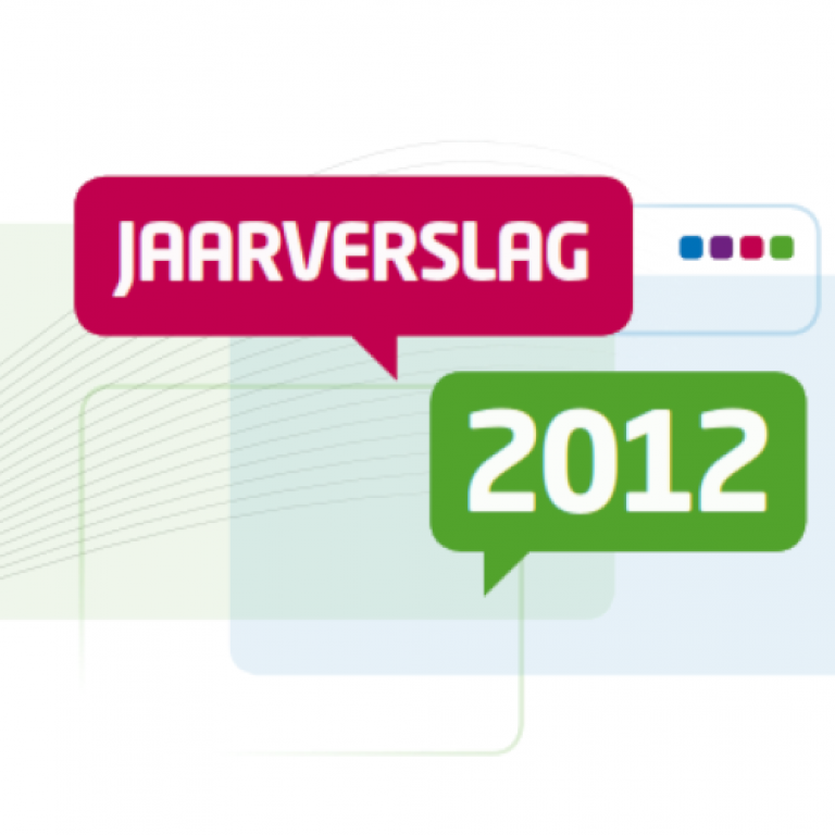 Cover van het jaarverslag 2012 met 2 rechthoekige tekstballonnen, een op een rode achtergrond met de vermelding jaarverslag, de andere op een groene achtergrond met het nummer 2012.